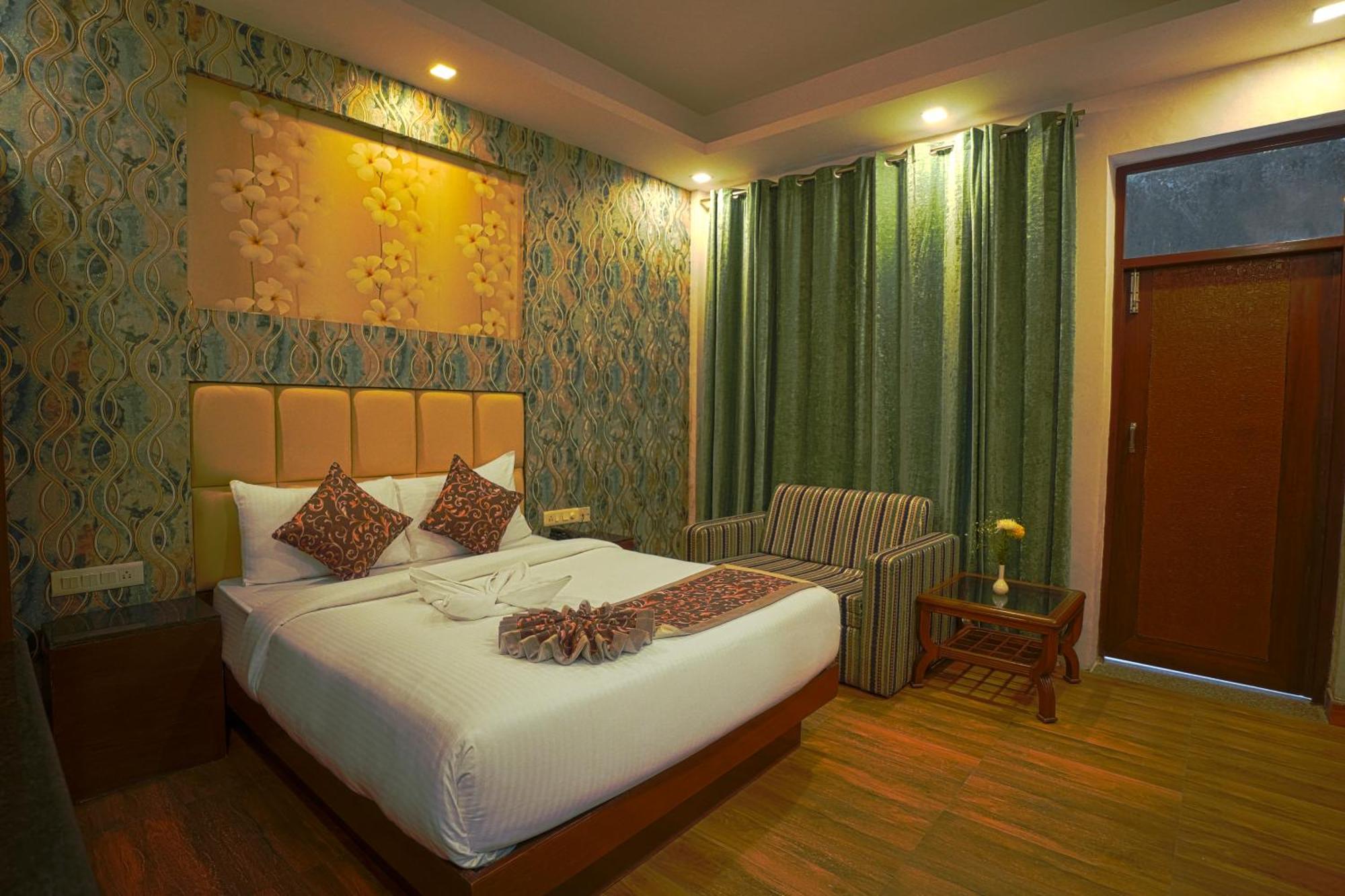 Hotel Q Saina S K Regency Rishīkesh Extérieur photo