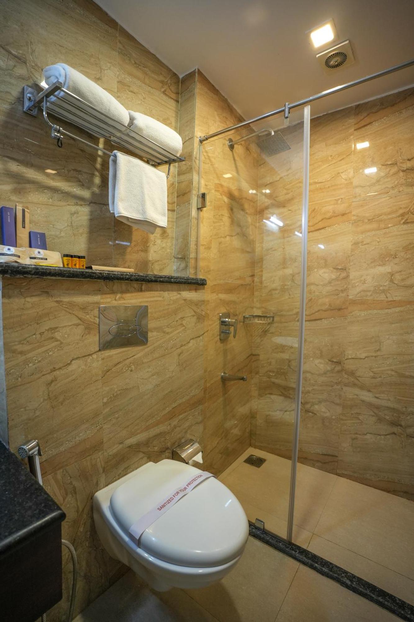 Hotel Q Saina S K Regency Rishīkesh Extérieur photo