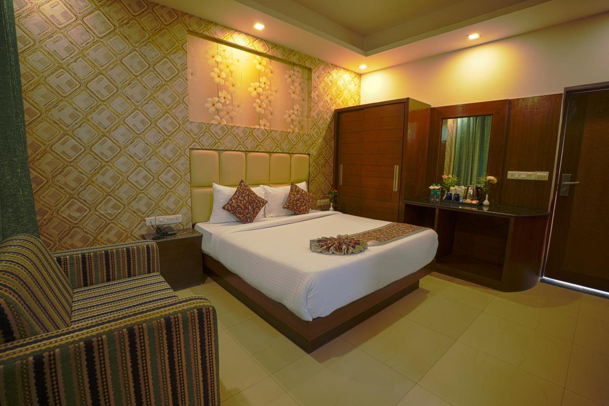 Hotel Q Saina S K Regency Rishīkesh Extérieur photo